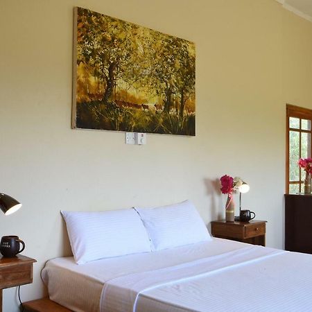 Captain'S Bird Safari Lodge Путталам Экстерьер фото