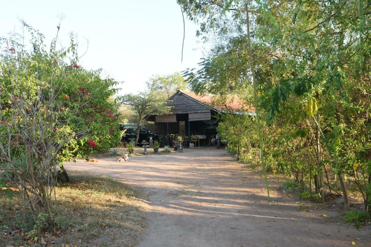 Captain'S Bird Safari Lodge Путталам Экстерьер фото